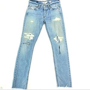 RE/DONE jeans in vintage destroyed medium wash